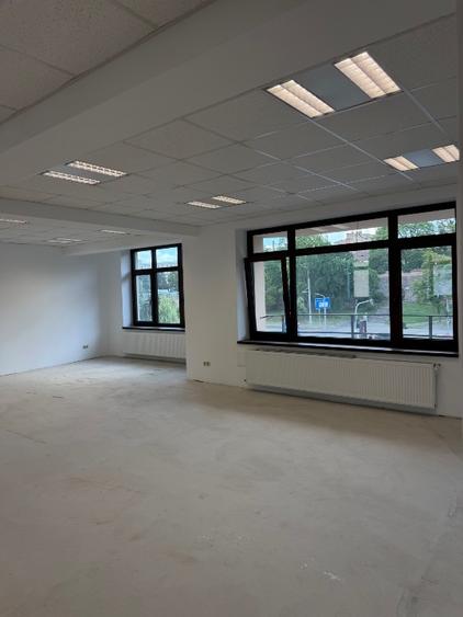 Spațiu comercial, de 130 mp, în Central