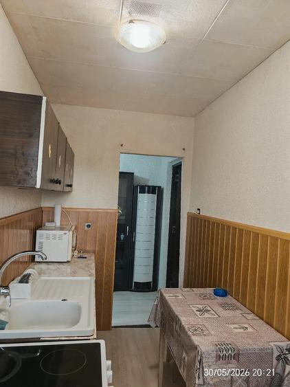 Garsonieră decomandată în Central