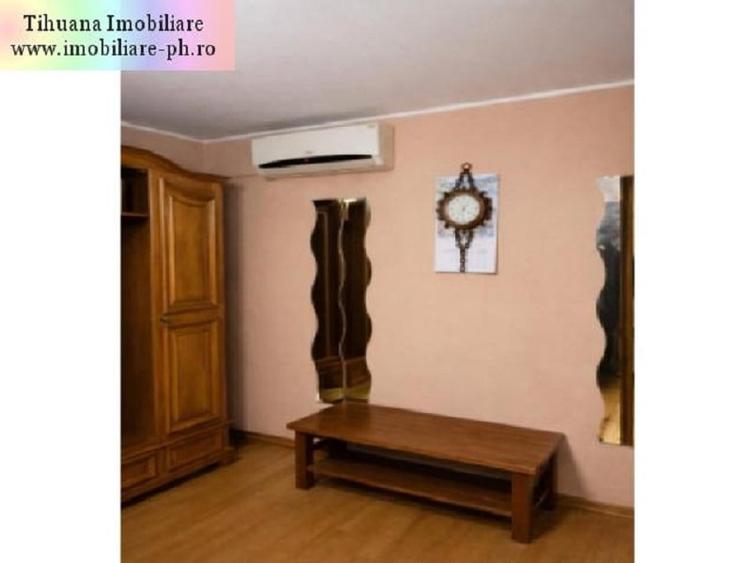 Casă individuală cu 10 camere cu Canalizare în Malu Roșu