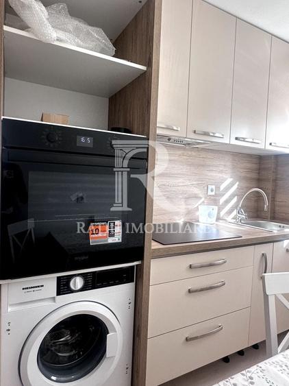 Apartament cu 2 camere decomandat, mobilat în Central
