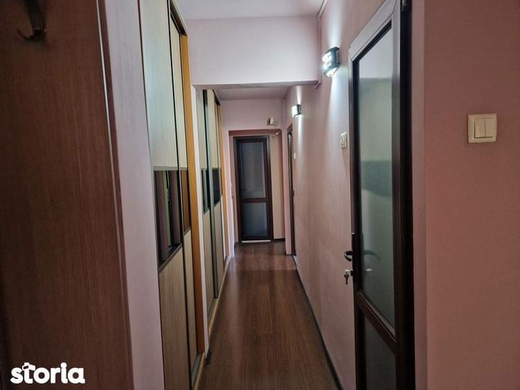 Apartament cu 3 camere în Micălaca