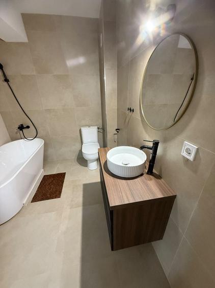 Apartament cu 2 camere decomandat în Florești