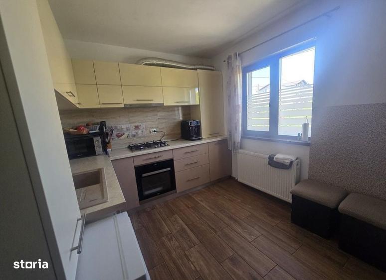 Apartament cu 4 camere în Popas Păcurari