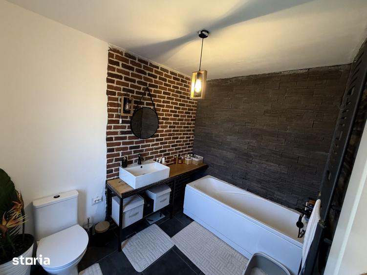 Casă cu 5 camere cu Teren 501 Mp în Miroslava