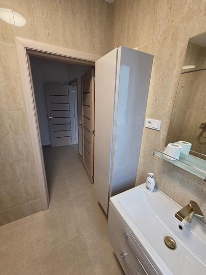 Casă individuală cu 4 camere cu Teren 657 Mp în Central