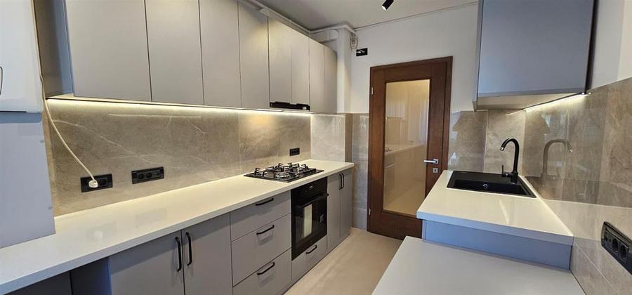 Apartament cu 2 camere decomandat, mobilat în Județean