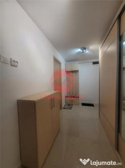 Apartament cu 2 camere decomandat în Tomis Mall