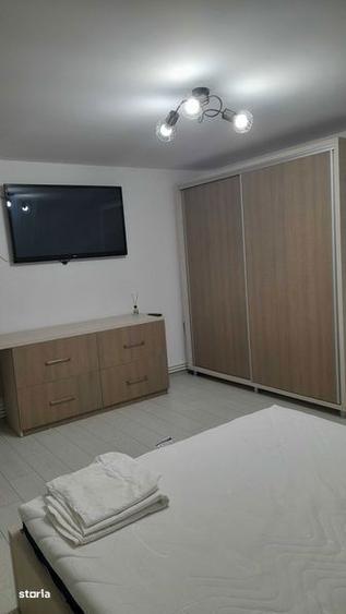 Garsonieră decomandată în Central
