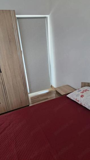 Apartament cu 3 camere decomandat în Exterior Vest