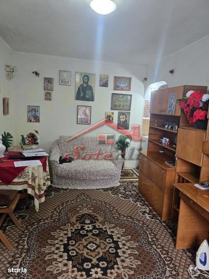 Apartament cu 2 camere nedecomandat în Central