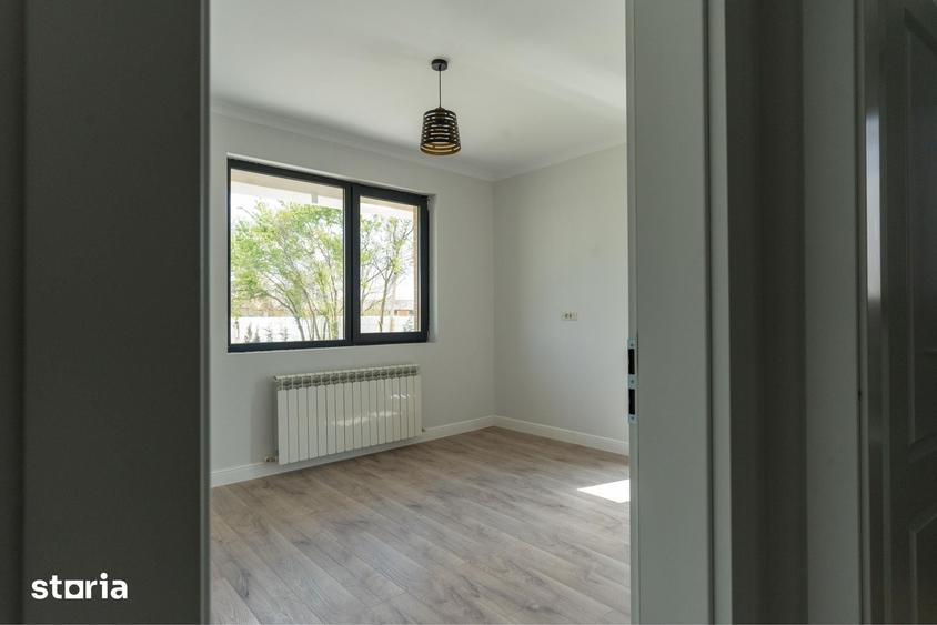 Casă cu 5 camere cu Teren 600 Mp în Moara Vlăsiei