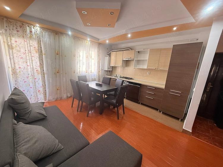 Apartament cu 3 camere semidecomandat în Florești
