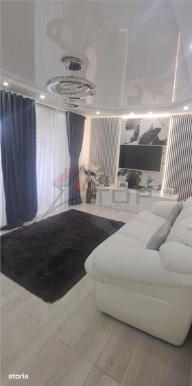 Apartament cu 3 camere decomandat în Cug