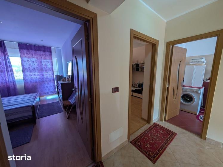 Casă cu 5 camere cu Teren 500 Mp în Hemeiuș