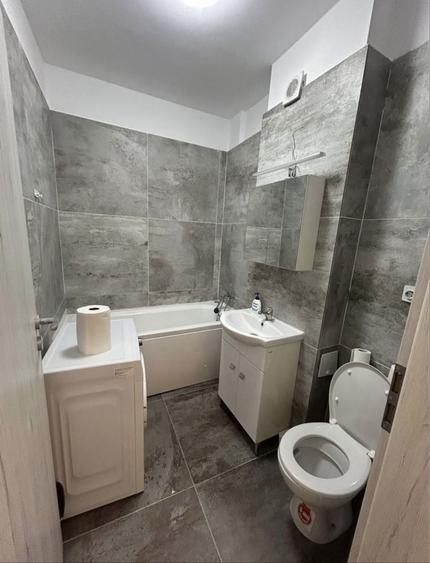 Apartament cu 2 camere semidecomandat în Chiajna