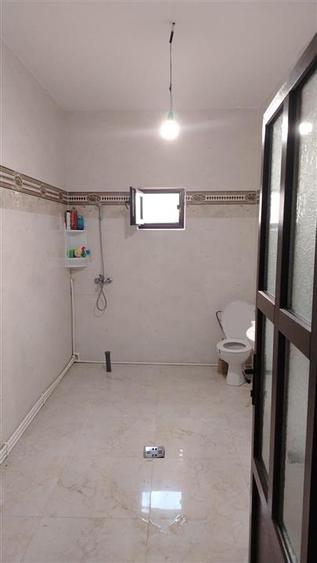 Casă cu 5 camere cu Canalizare în Chercea