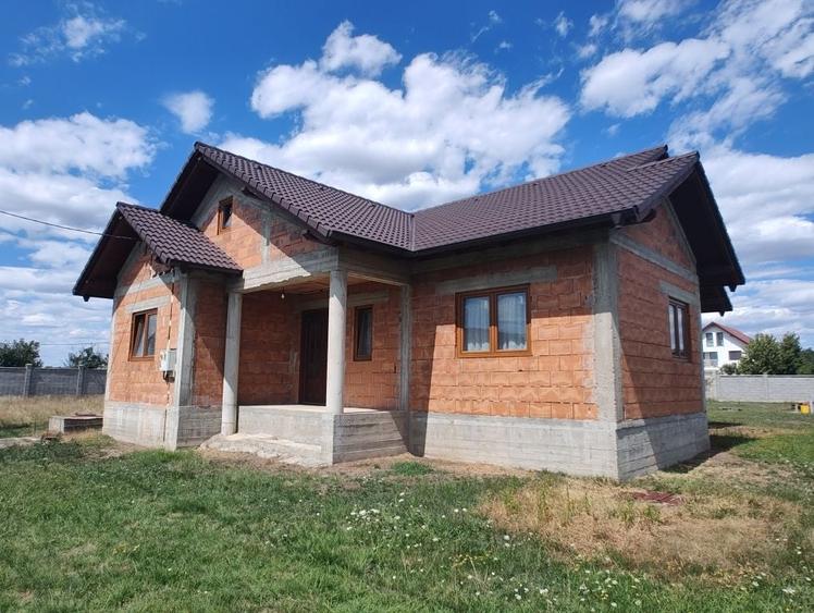 Casă cu 2 camere în Sânpaul