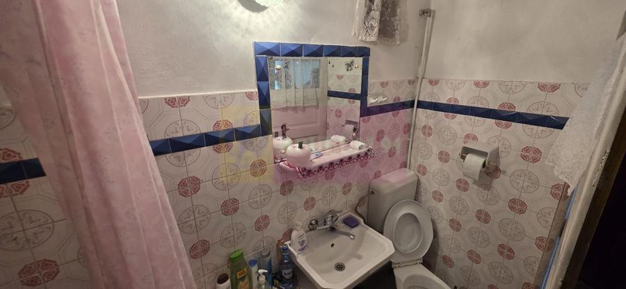 Casă individuală cu 5 camere cu Canalizare în Slobozia