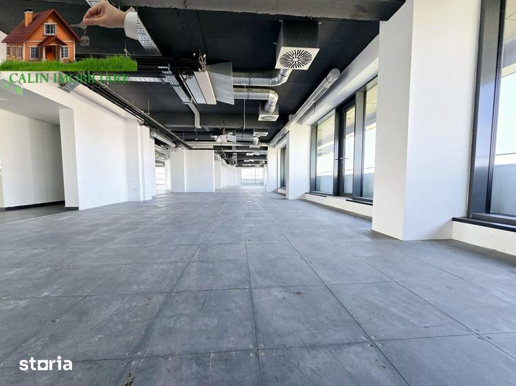 Spațiu comercial, de 200 mp, în Podu Roș