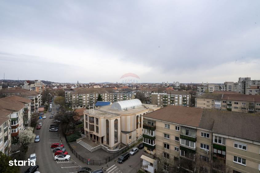 Apartament cu 4 camere în Decebal