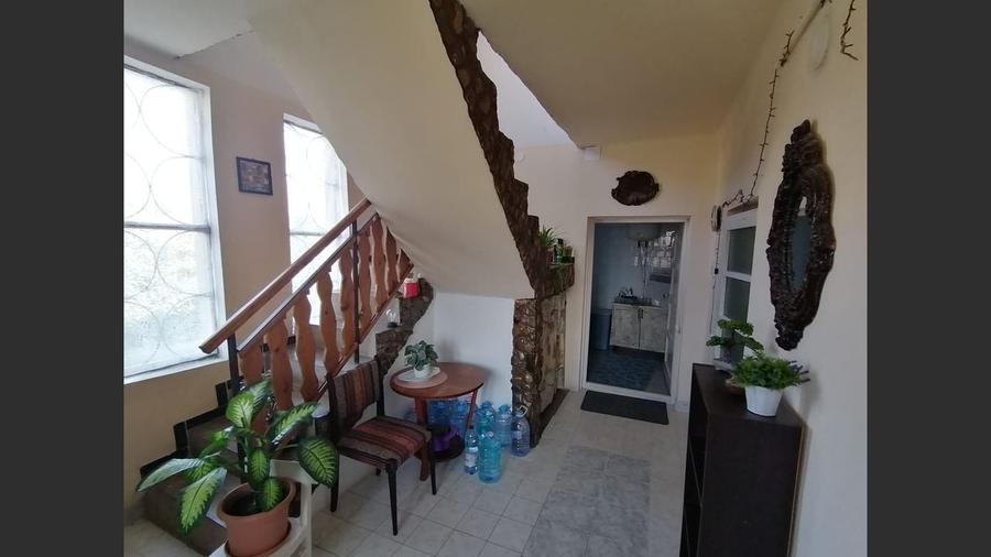 Casă cu 3 camere cu Canalizare în Turda