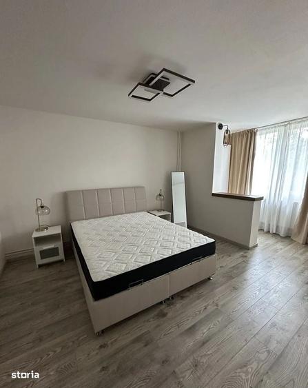Apartament cu 3 camere decomandat în Lujerului