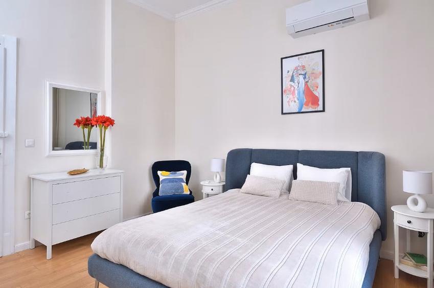 Apartament cu 3 camere decomandat în Drumul Taberei