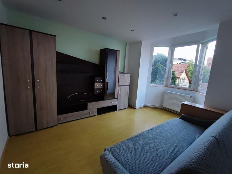 Apartament cu 2 camere decomandat în Semicentral