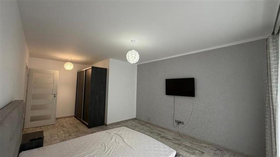 Apartament cu 2 camere semidecomandat, mobilat în Andrei Mureșanu