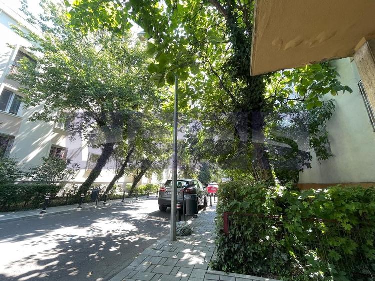 Apartament cu 2 camere decomandat în Floreasca