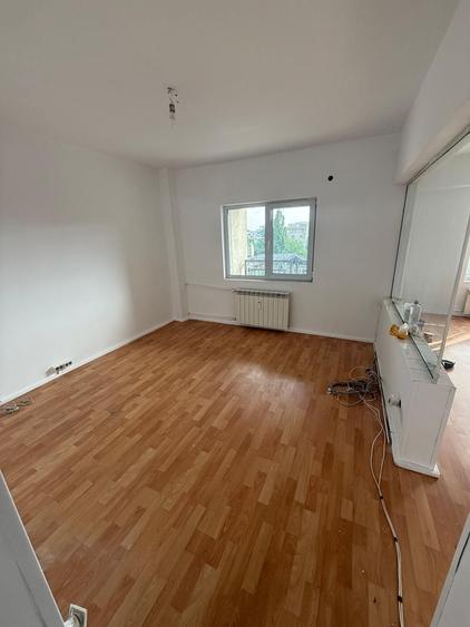 Apartament cu 3 camere decomandat în Alba Iulia