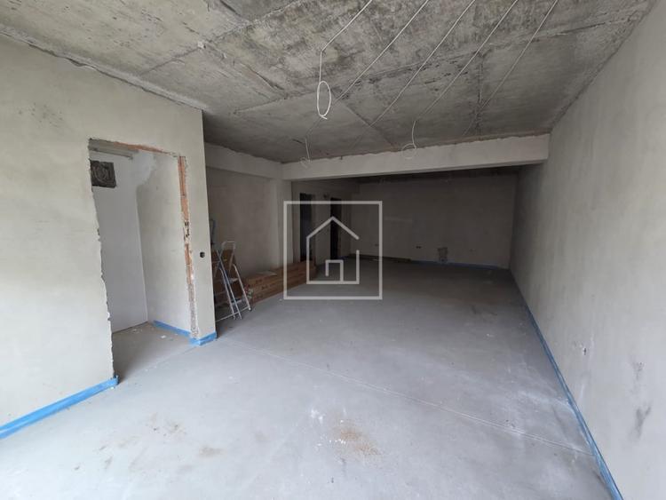 Spațiu comercial, de 50 mp, în Turnișor