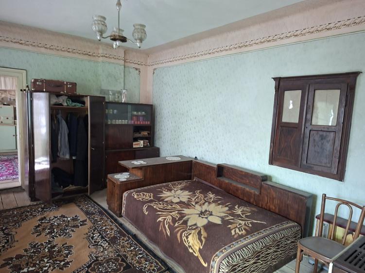 Casă cu 3 camere cu Teren 364 Mp în Central