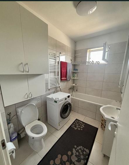 Apartament cu 2 camere decomandat, mobilat în Metalurgiei