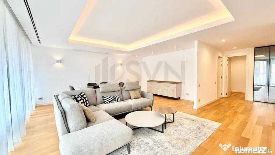 Apartament cu 4 camere decomandat în Central