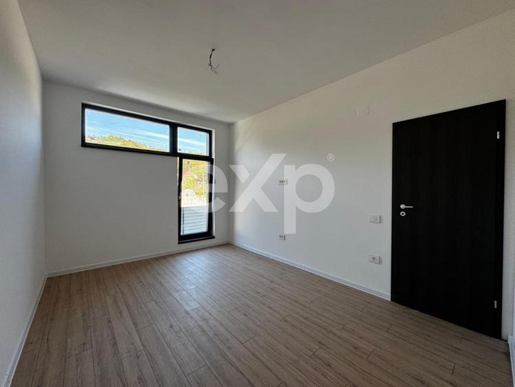 Casă individuală cu 3 camere cu Canalizare în Exterior Nord