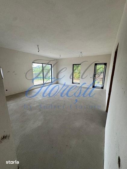 Casă cu 4 camere cu Teren 537.7 Mp în Feleacu