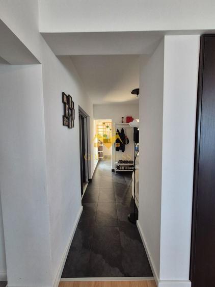Apartament cu 2 camere semidecomandat, mobilat în Zorilor