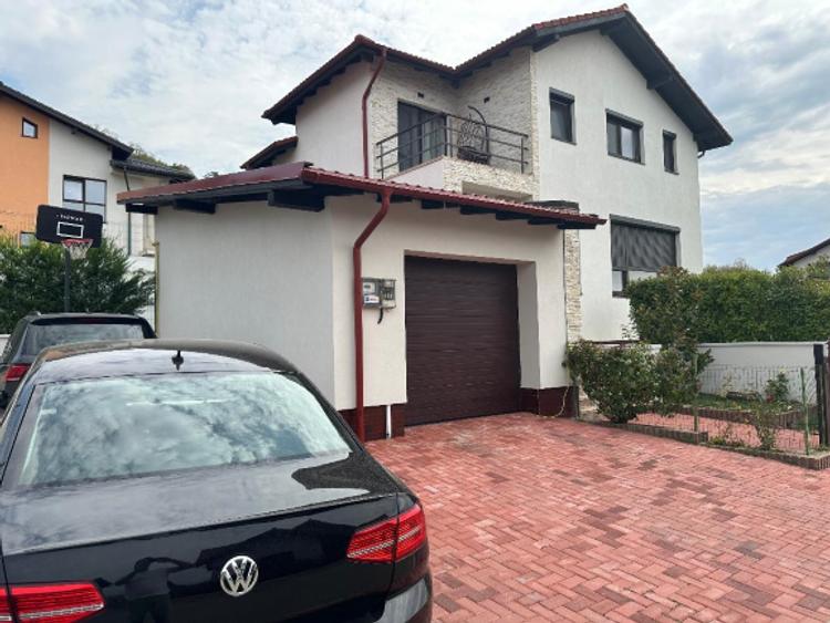 Casă individuală cu 5 camere cu Teren 700 Mp în Ștefăneștii Noi
