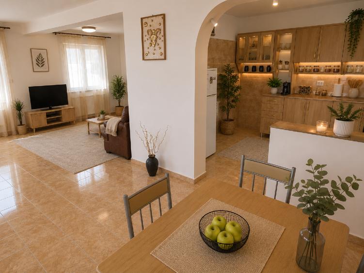 Casă individuală cu 5 camere cu Teren 520 Mp în Paleu
