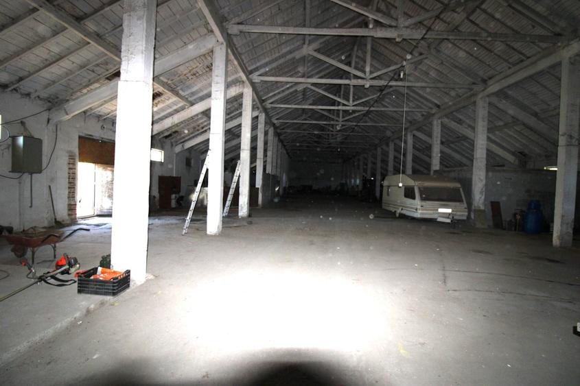 Spațiu comercial, de 2,632 mp, în Independența
