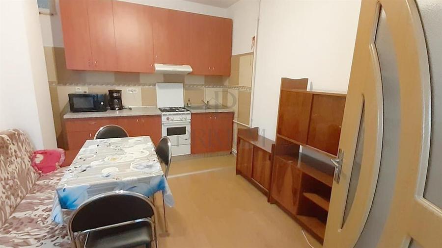 Garsonieră decomandată în Iosefin