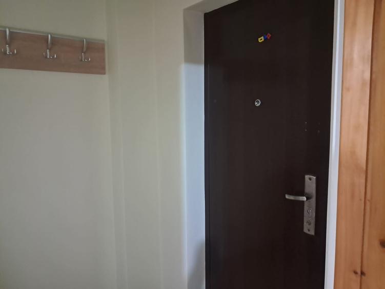 Garsonieră semidecomandată în Gară