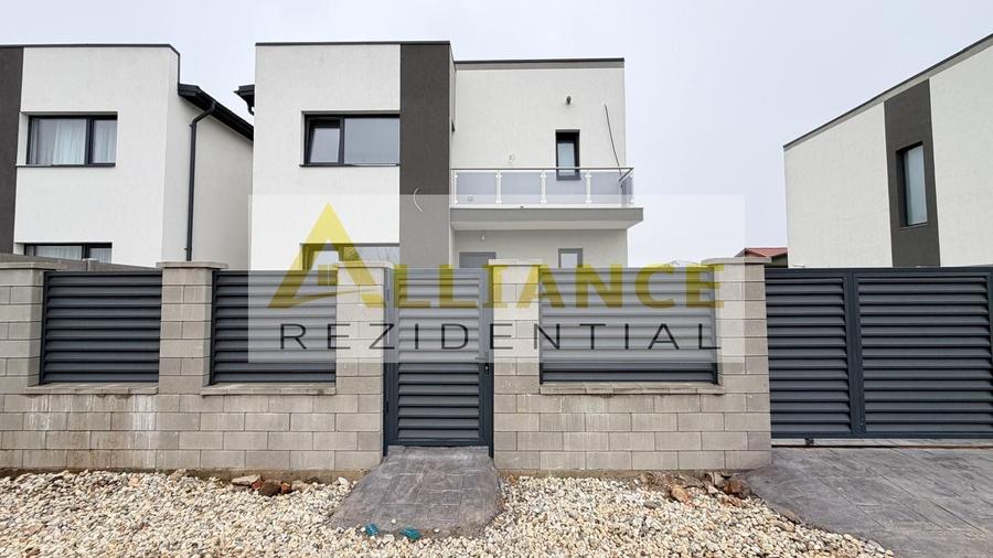 Casă individuală cu 4 camere cu Canalizare în Berceni