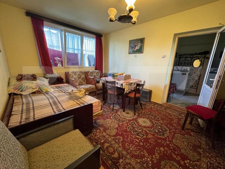 Apartament 2 camere, 46 mp, balcon 8 mp, boxă - Micro 4, Hunedoara - 1