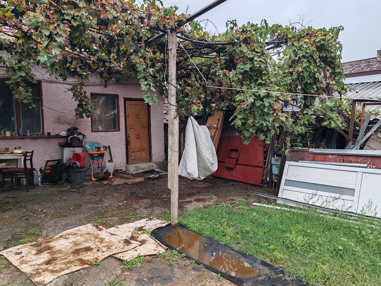 Duplex cu 2 camere cu Canalizare în Craiter