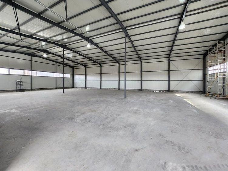 Spațiu industrial, de 500 mp, în Central