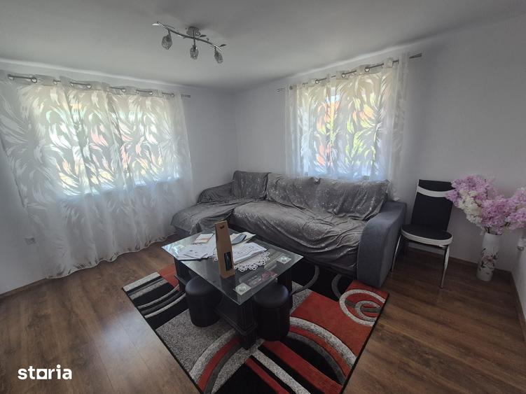 Casă cu 3 camere cu Teren 386 Mp în Central