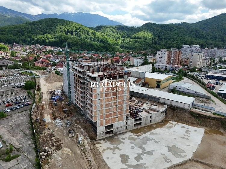 Garsonieră decomandată în Calea București