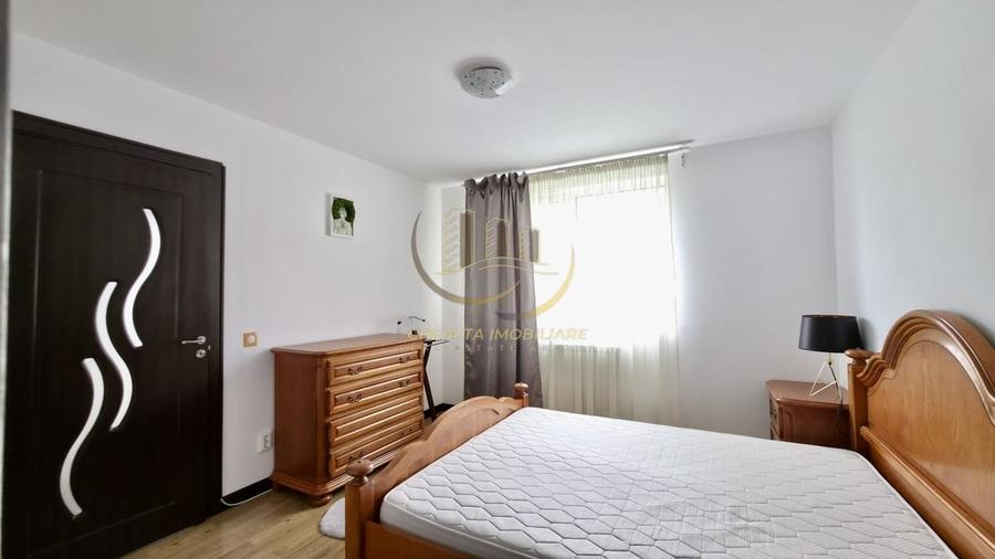 Casă cu 5 camere în Central